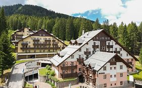 Nevesole Folgarida Resort